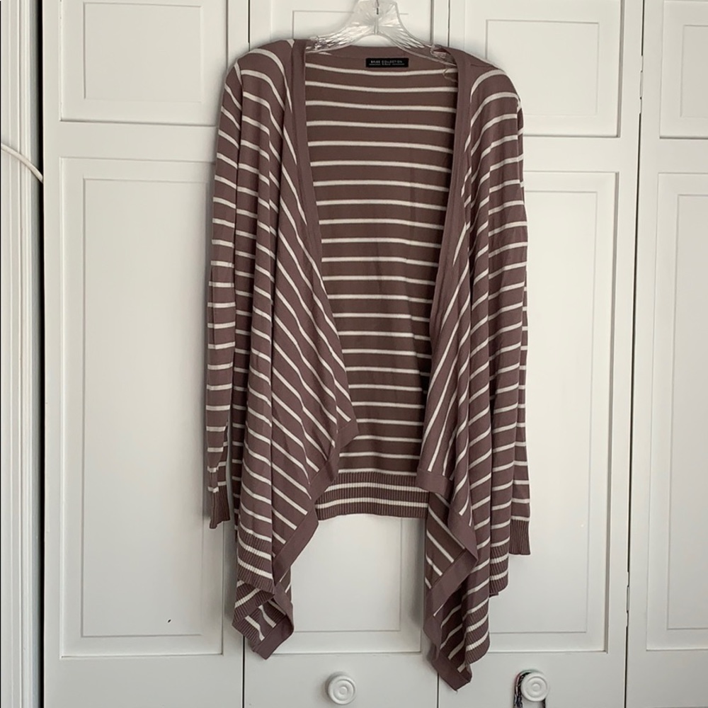 Cardigan sweater